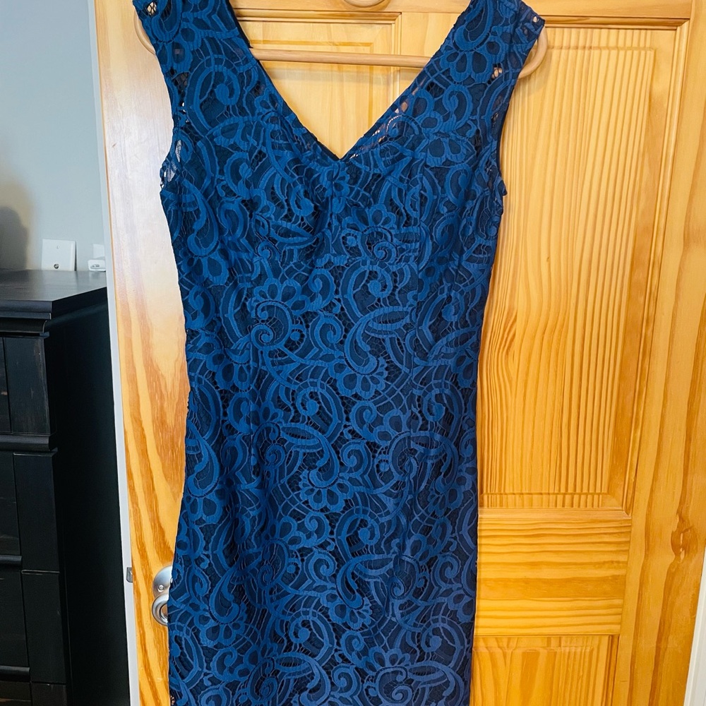 Lilly Pulitzer Navy Lace dress, size 8